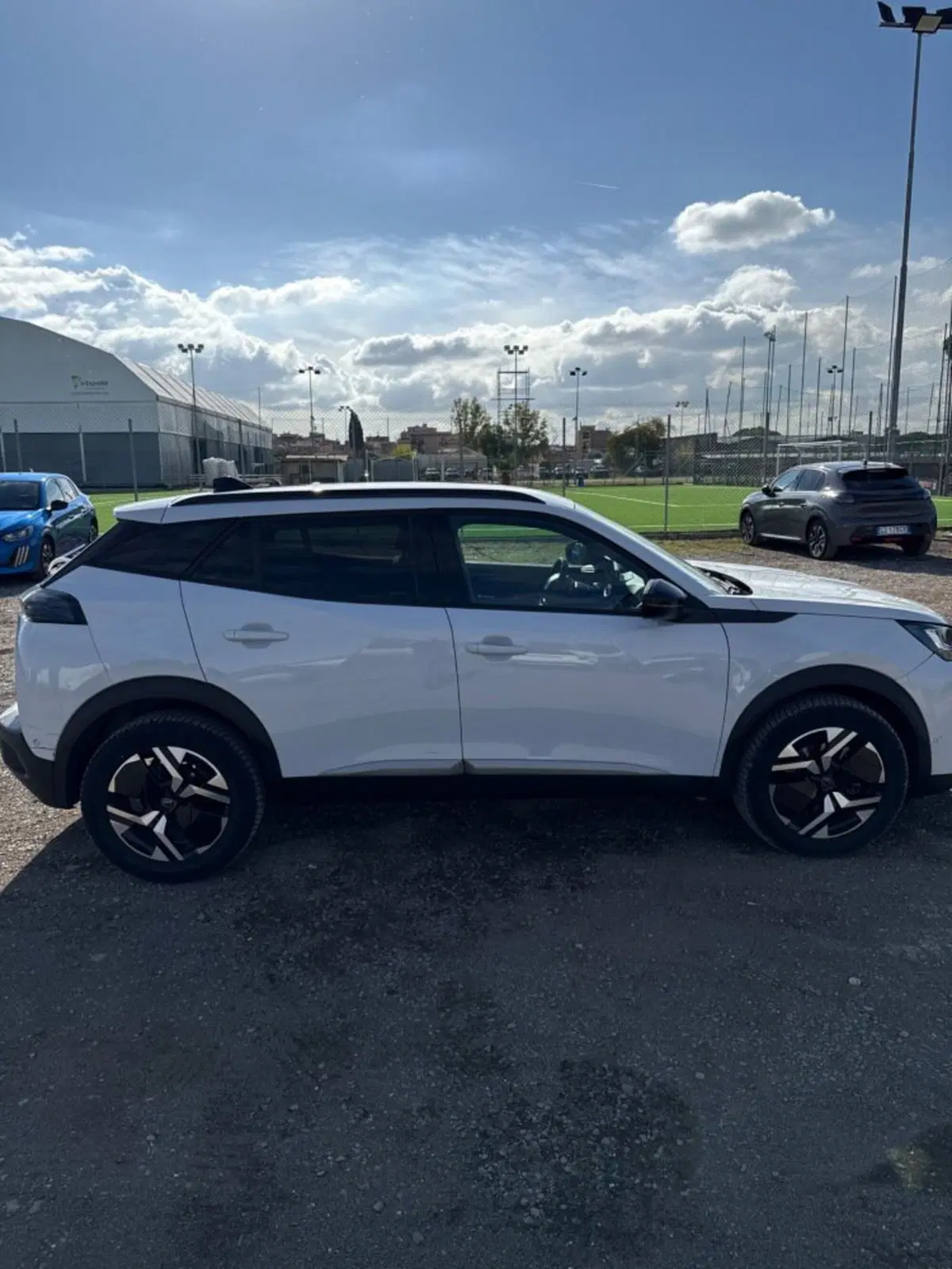 Peugeot 2008 usata a Salerno (11)