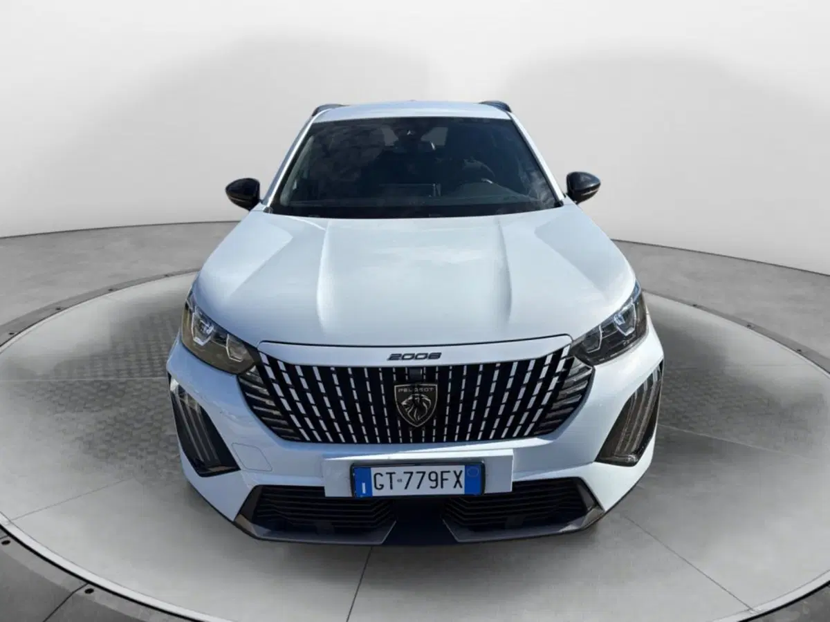 Peugeot 2008 usata a Salerno (4)