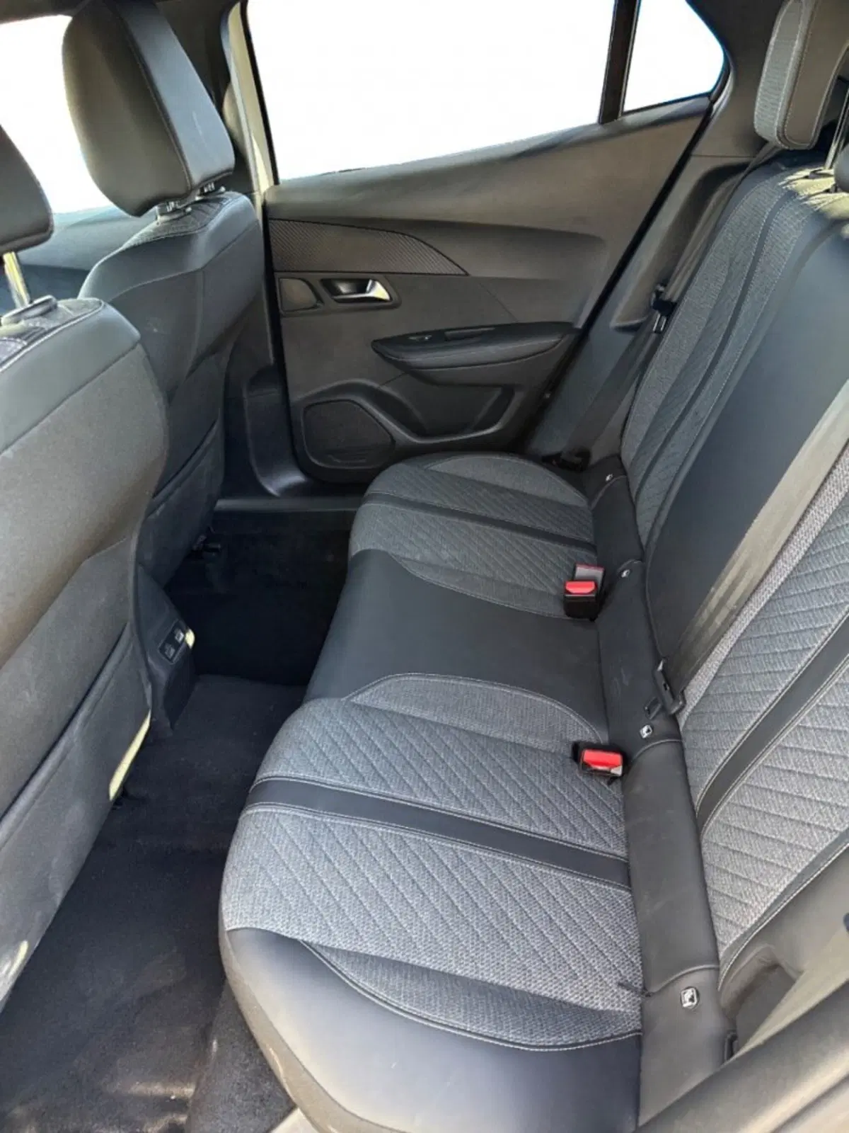 Peugeot 2008 usata a Salerno (8)