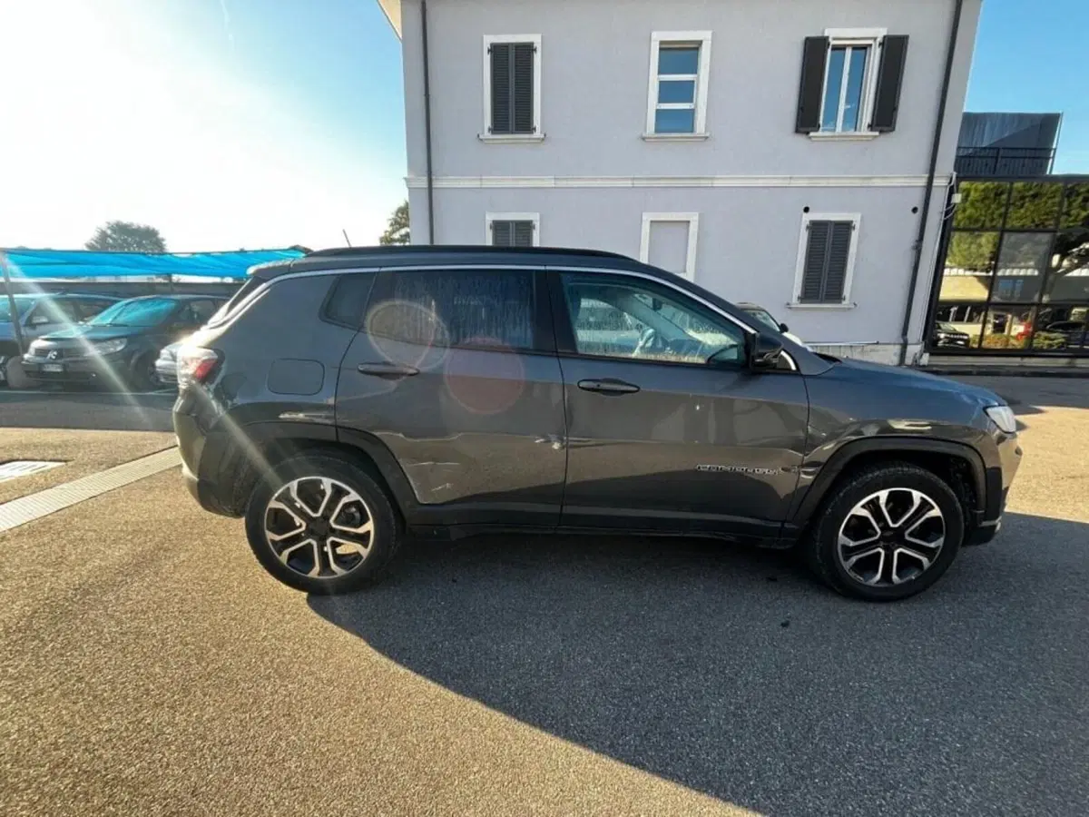 Jeep Compass usata a Salerno (13)