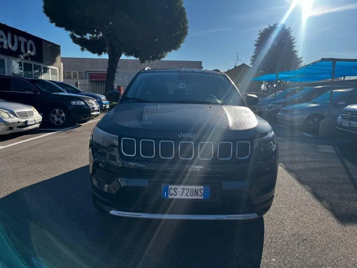 Jeep Compass usata a Salerno (9)