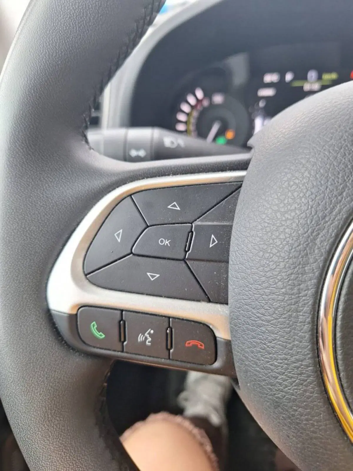 Jeep Renegade usata a Salerno (14)