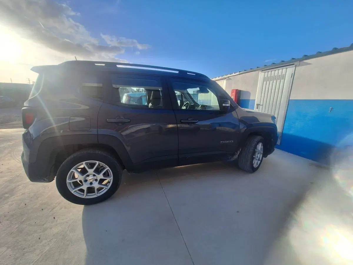 Jeep Renegade usata a Salerno (16)