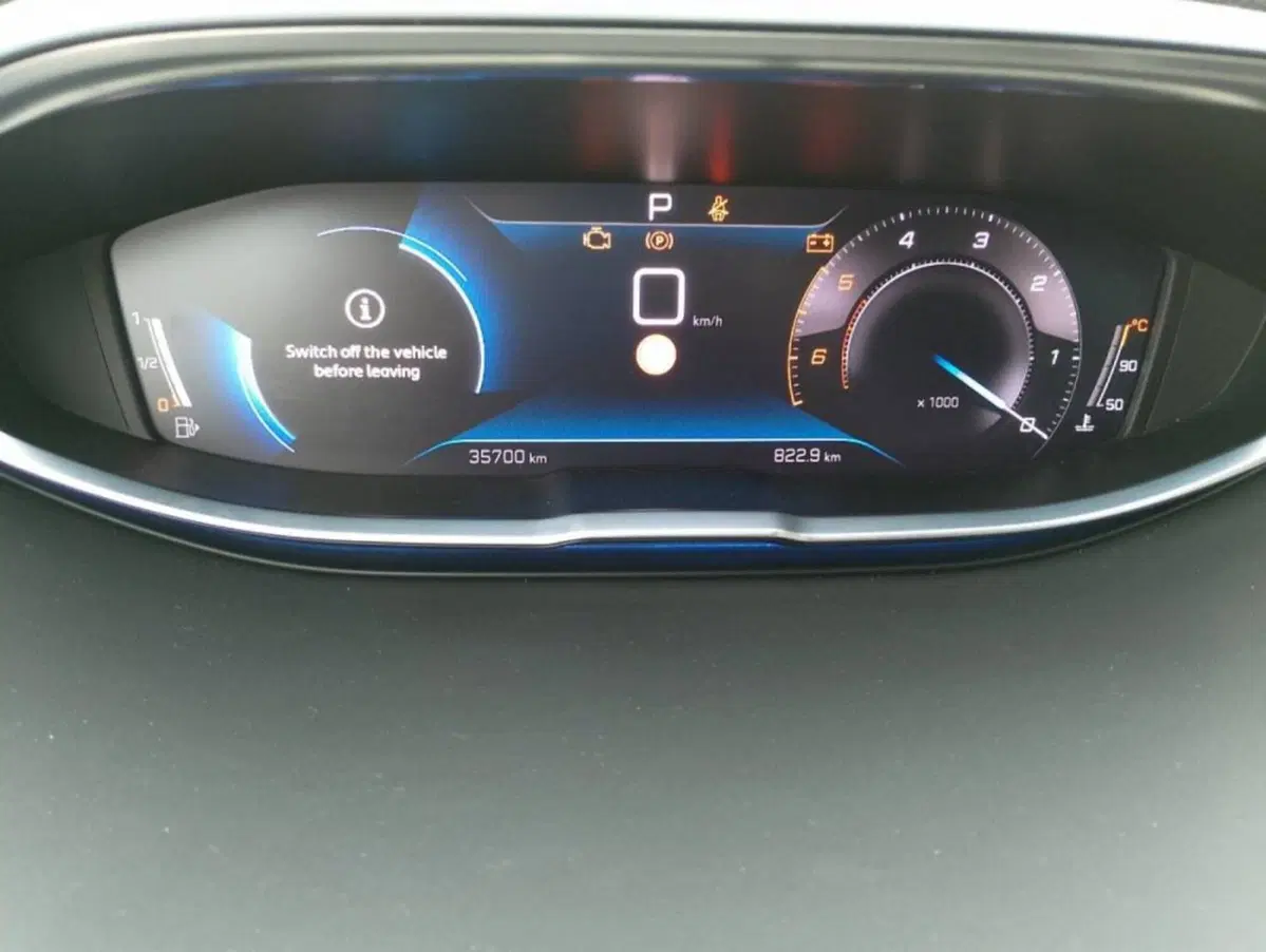 Peugeot 3008 usata a Salerno (5)