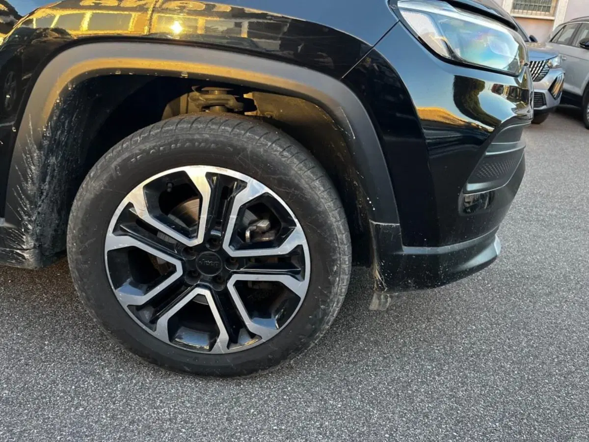 Jeep Compass usata a Salerno (14)