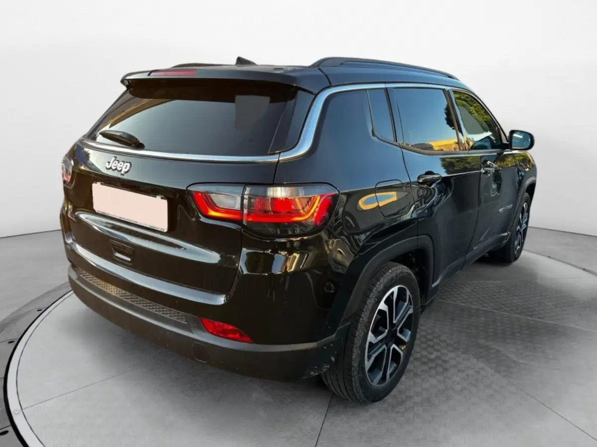 Jeep Compass usata a Salerno (4)