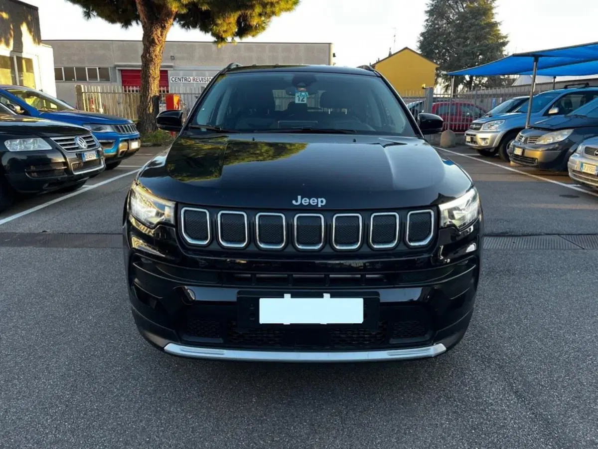Jeep Compass usata a Salerno (9)