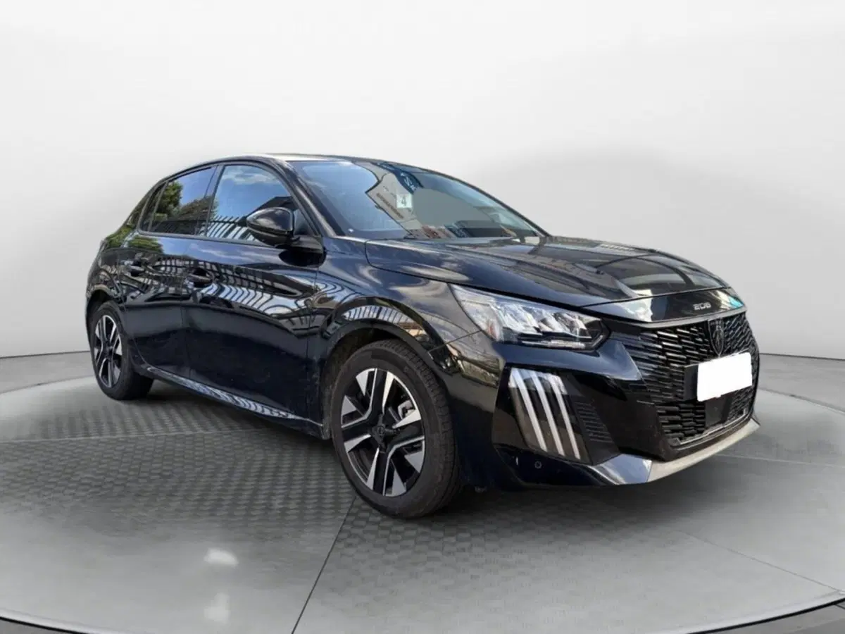 Peugeot 208 usata a Salerno (2)