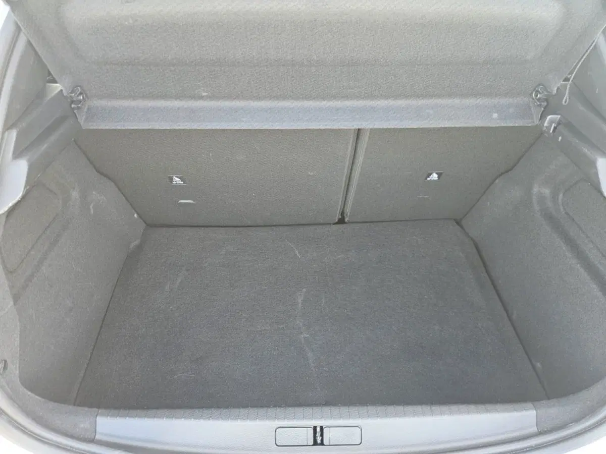 Lancia Ypsilon usata a Salerno (11)