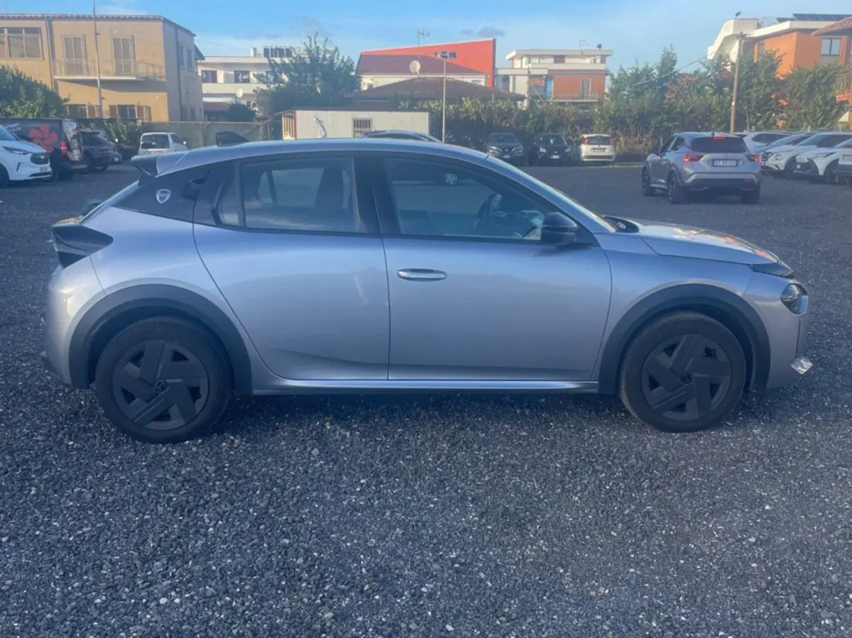 Lancia Ypsilon usata a Salerno (14)