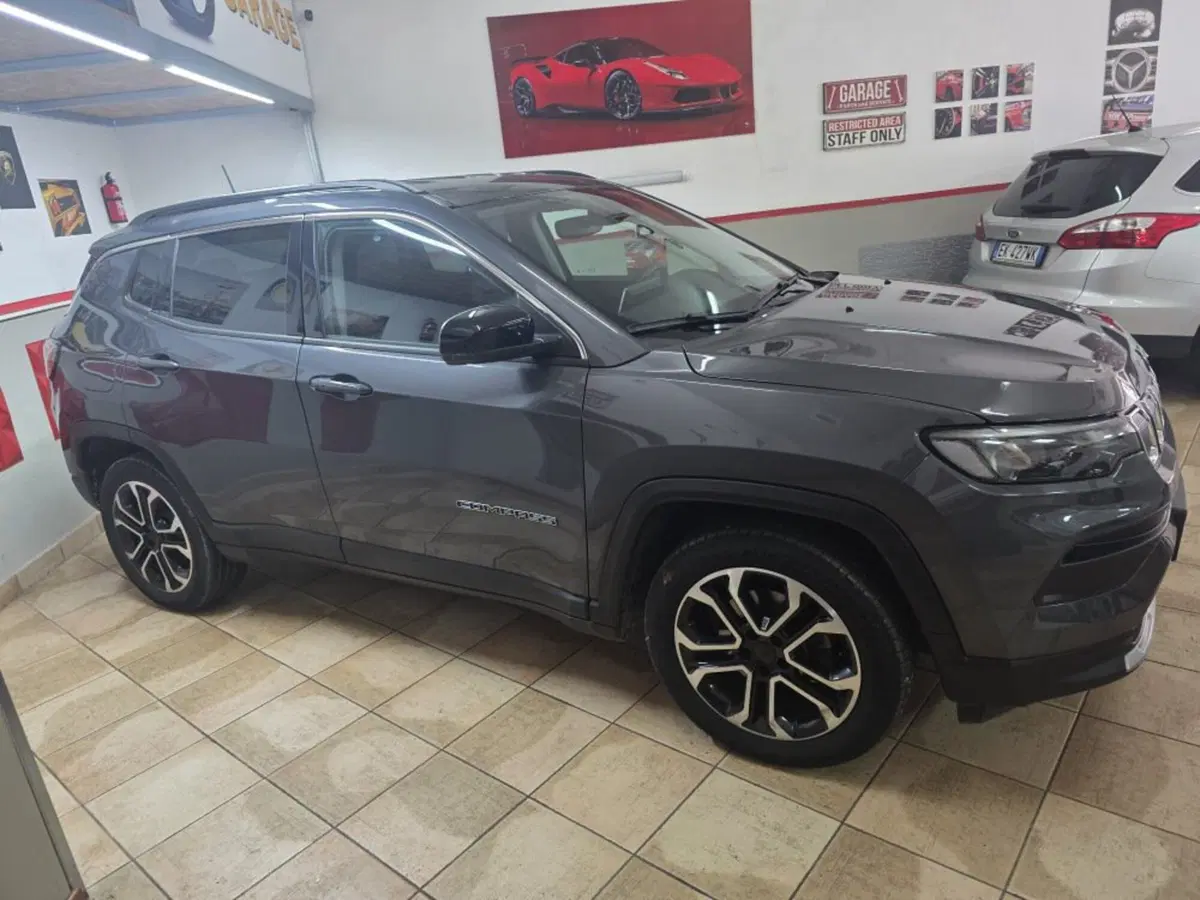 Jeep Compass usata a Salerno (10)