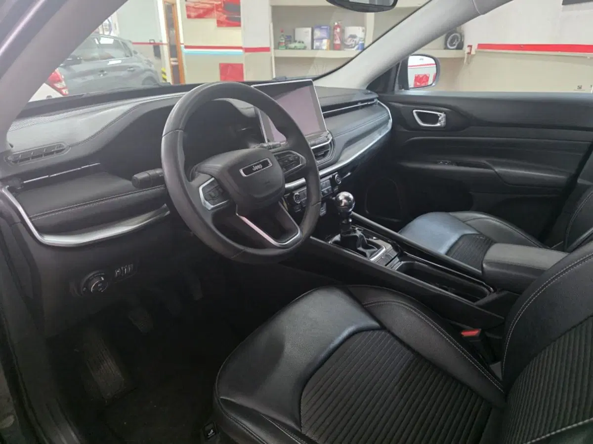 Jeep Compass usata a Salerno (11)