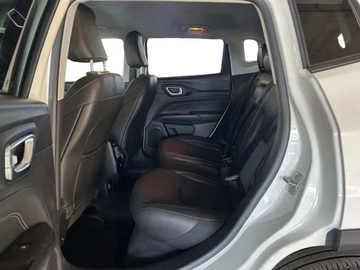 Jeep Compass usata a Salerno (7)