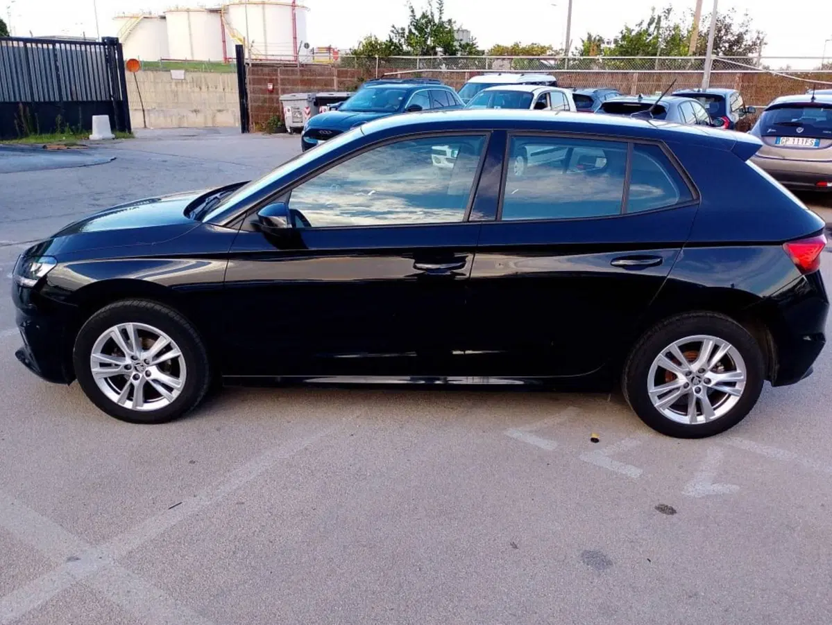 Skoda Fabia usata a Salerno (11)