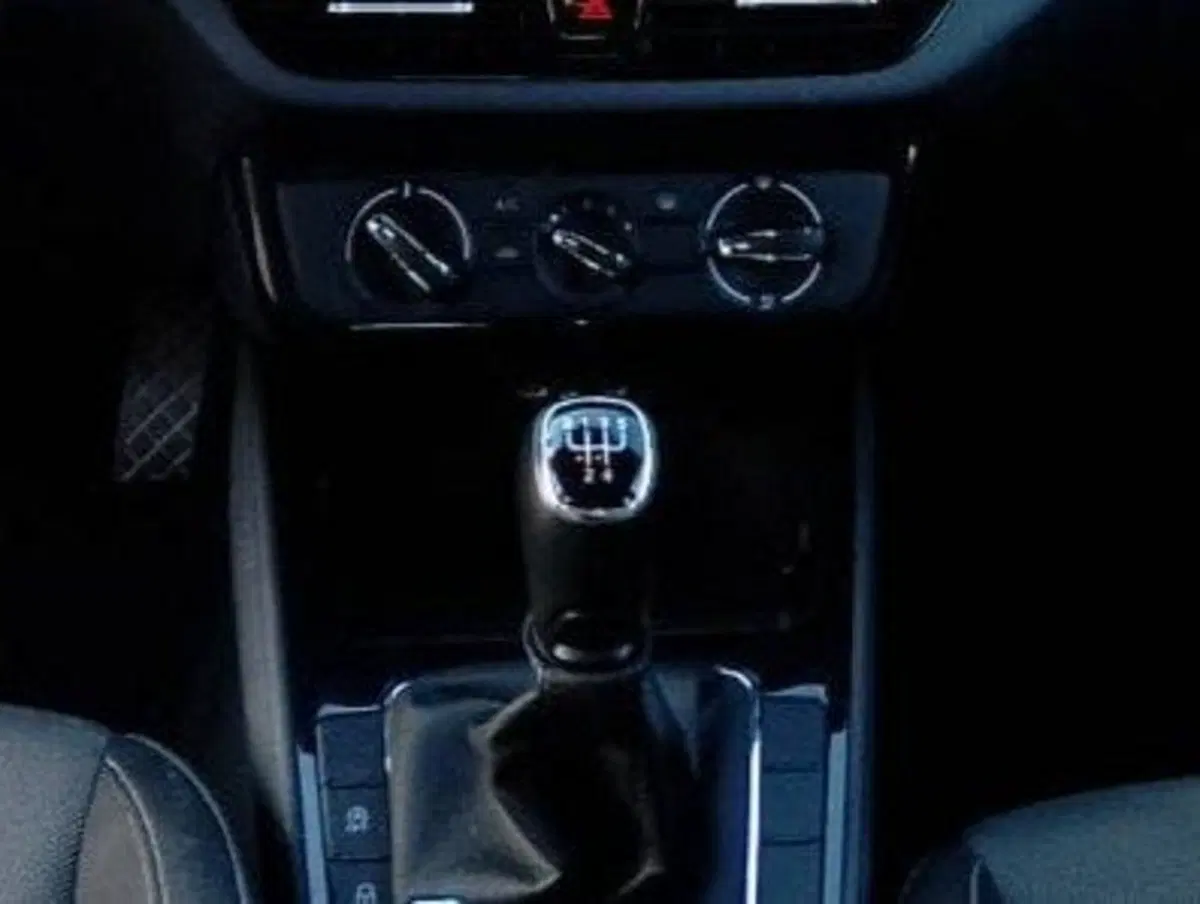 Skoda Fabia usata a Salerno (17)