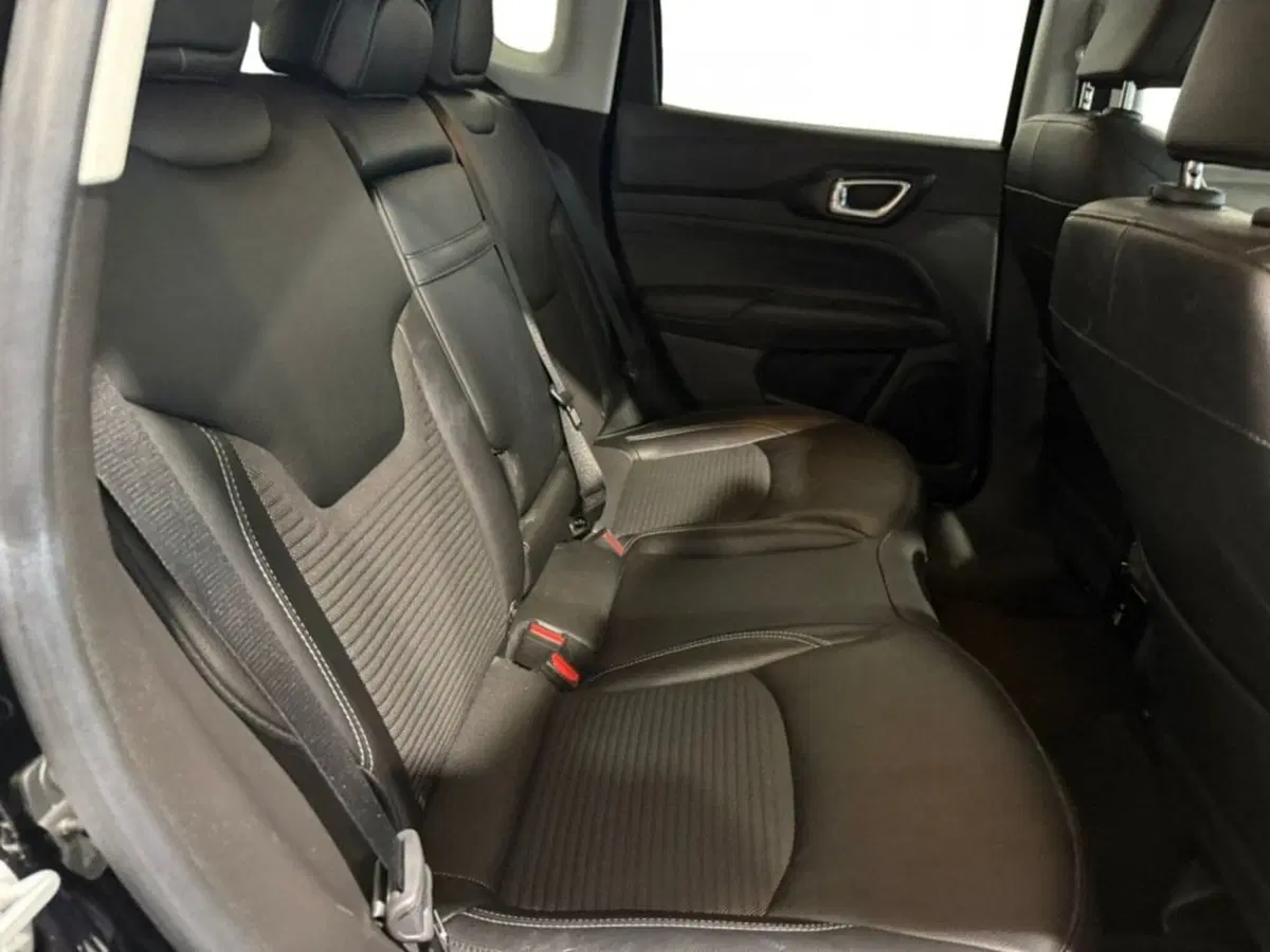 Jeep Compass usata a Salerno (7)