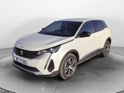 Peugeot 3008 BlueHDi 130 S&amp;S EAT8 Allure Pack del 2024 usata a Fisciano
