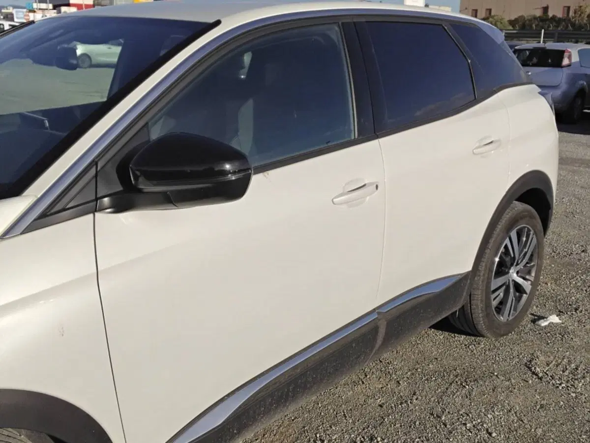 Peugeot 3008 usata a Salerno (11)