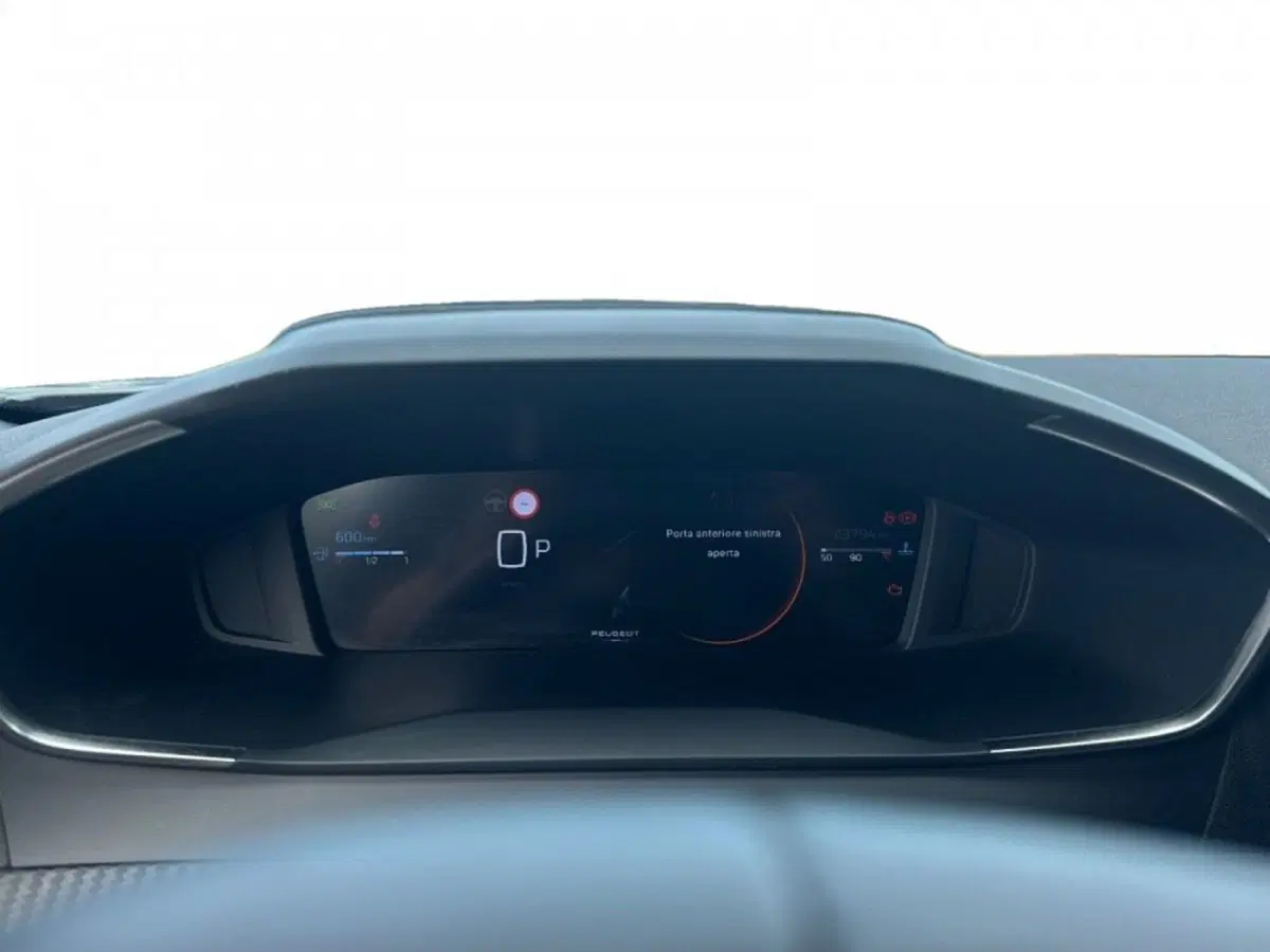 Peugeot 2008 usata a Salerno (6)