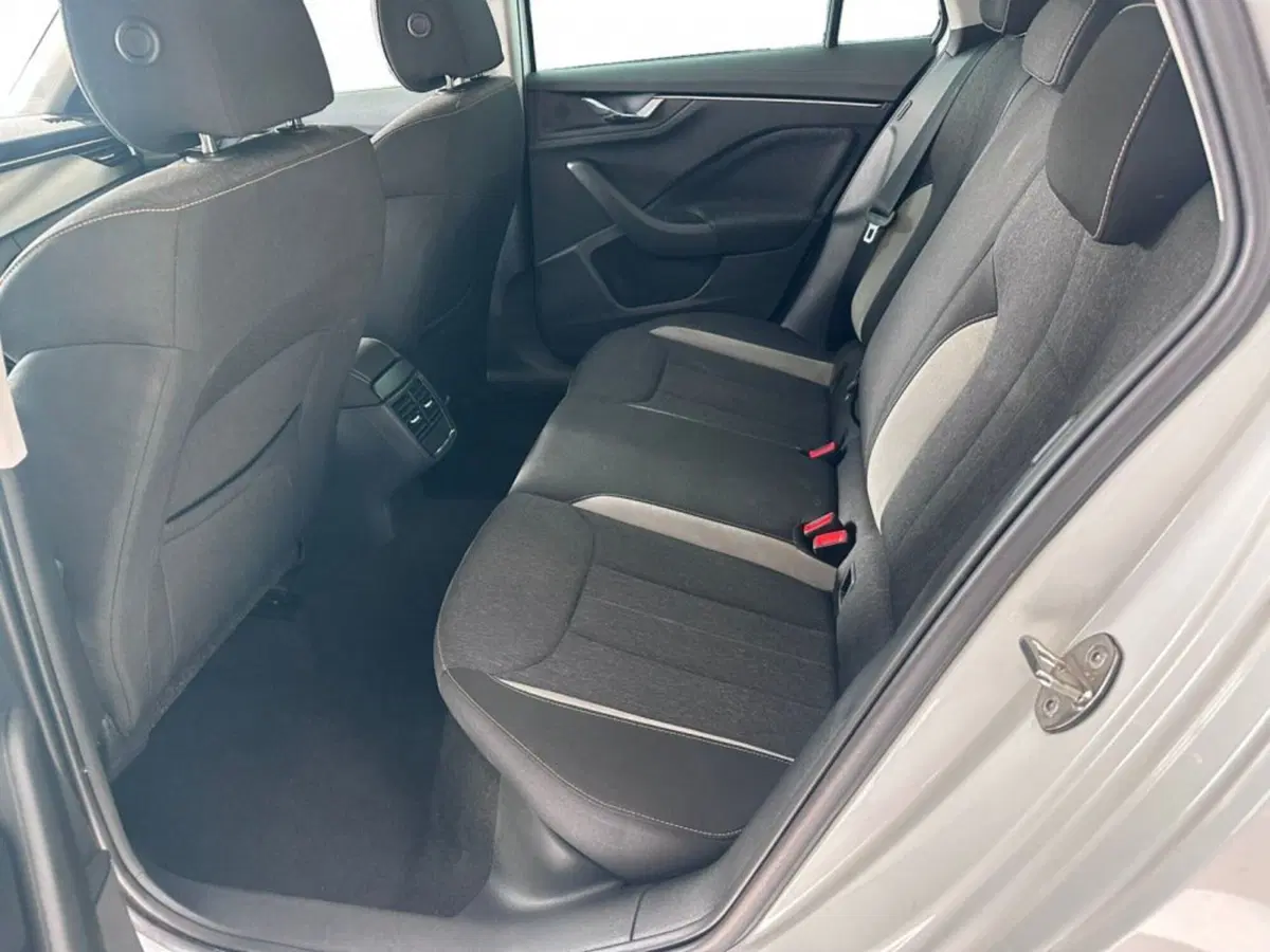 Skoda Kamiq usata a Salerno (5)