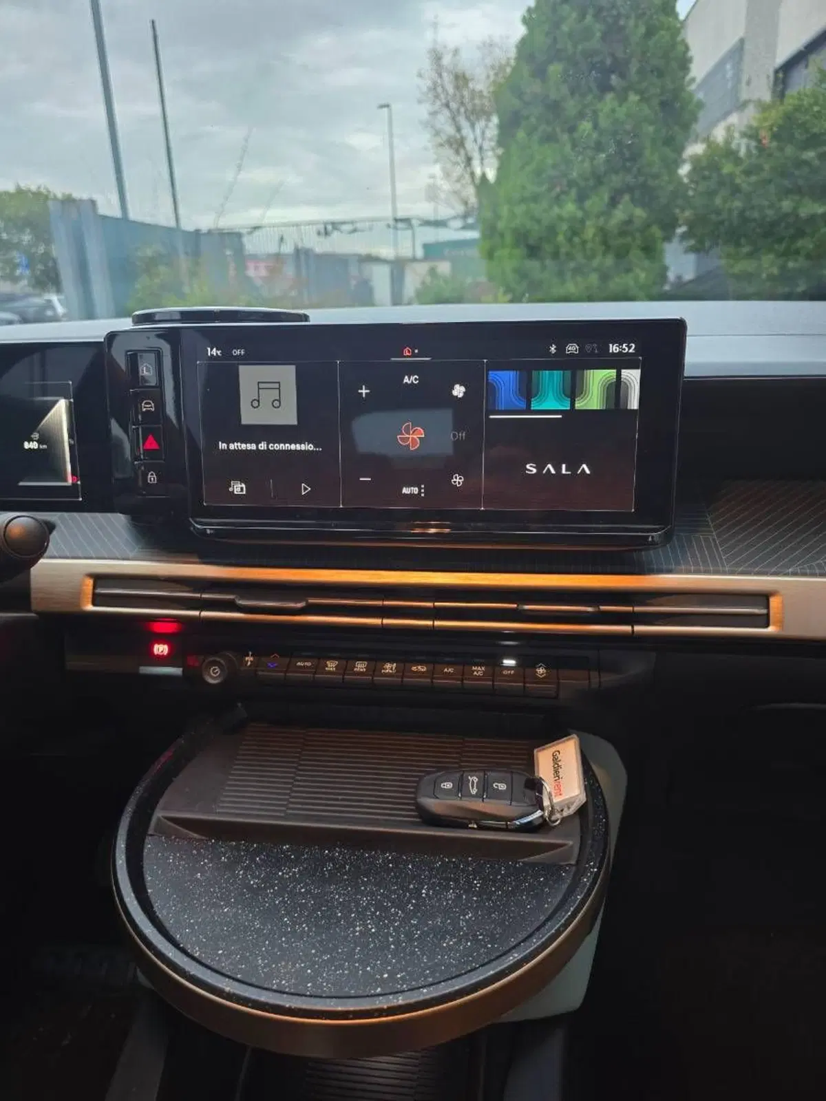 Lancia Ypsilon usata a Salerno (13)