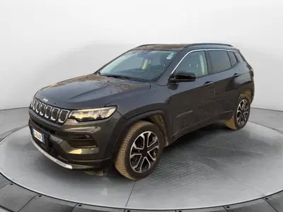 Jeep Compass 1.6 mjt Limited 2wd 130cv del 2024 usata a Fisciano