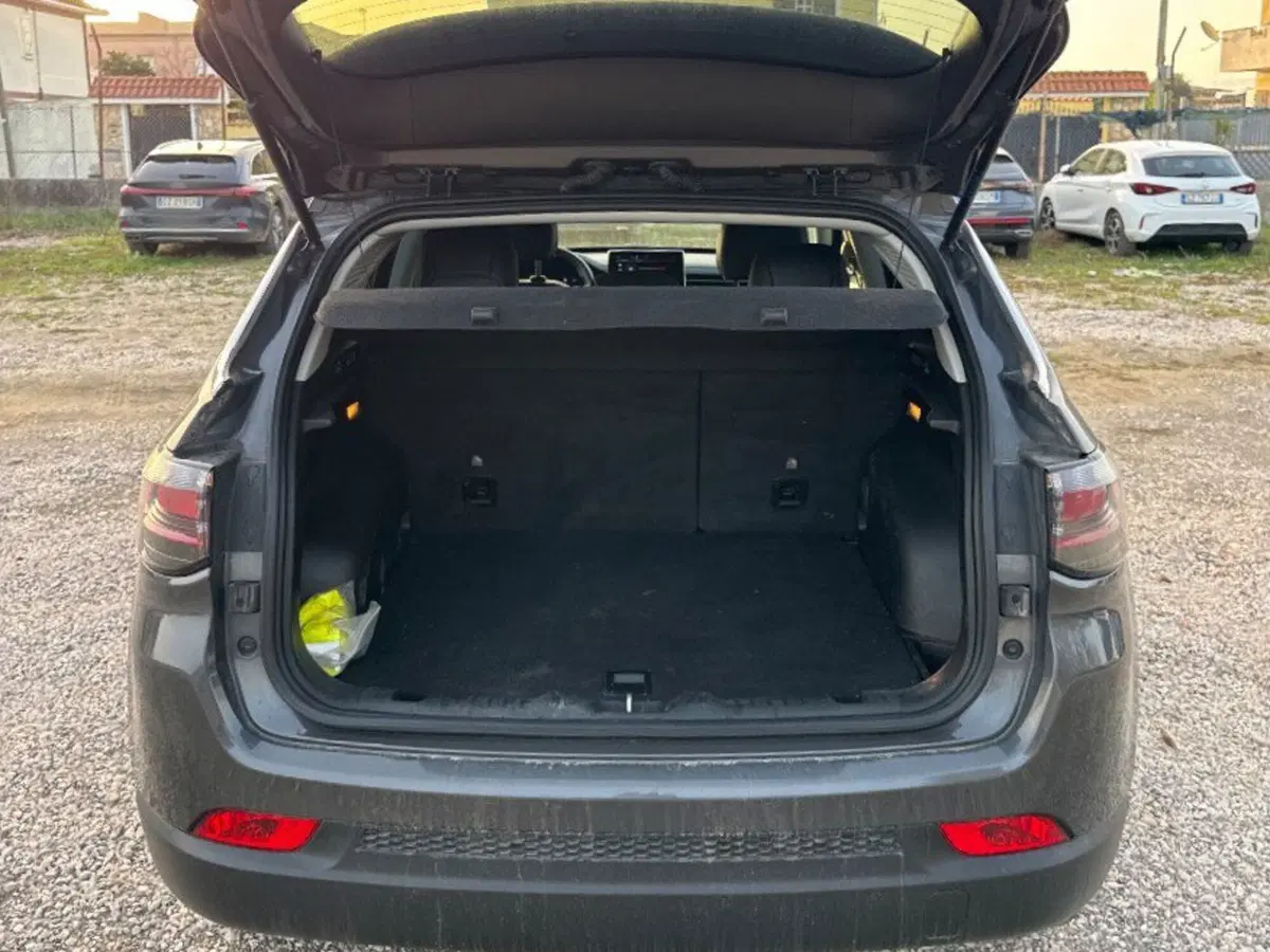Jeep Compass usata a Salerno (15)