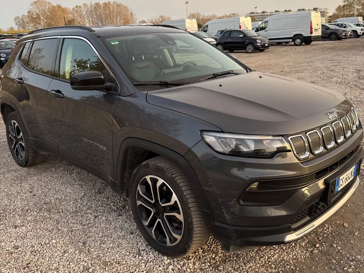 Jeep Compass usata a Salerno (2)
