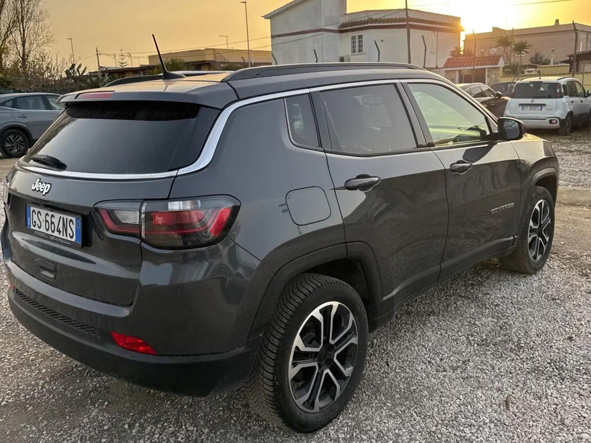 Jeep Compass usata a Salerno (4)