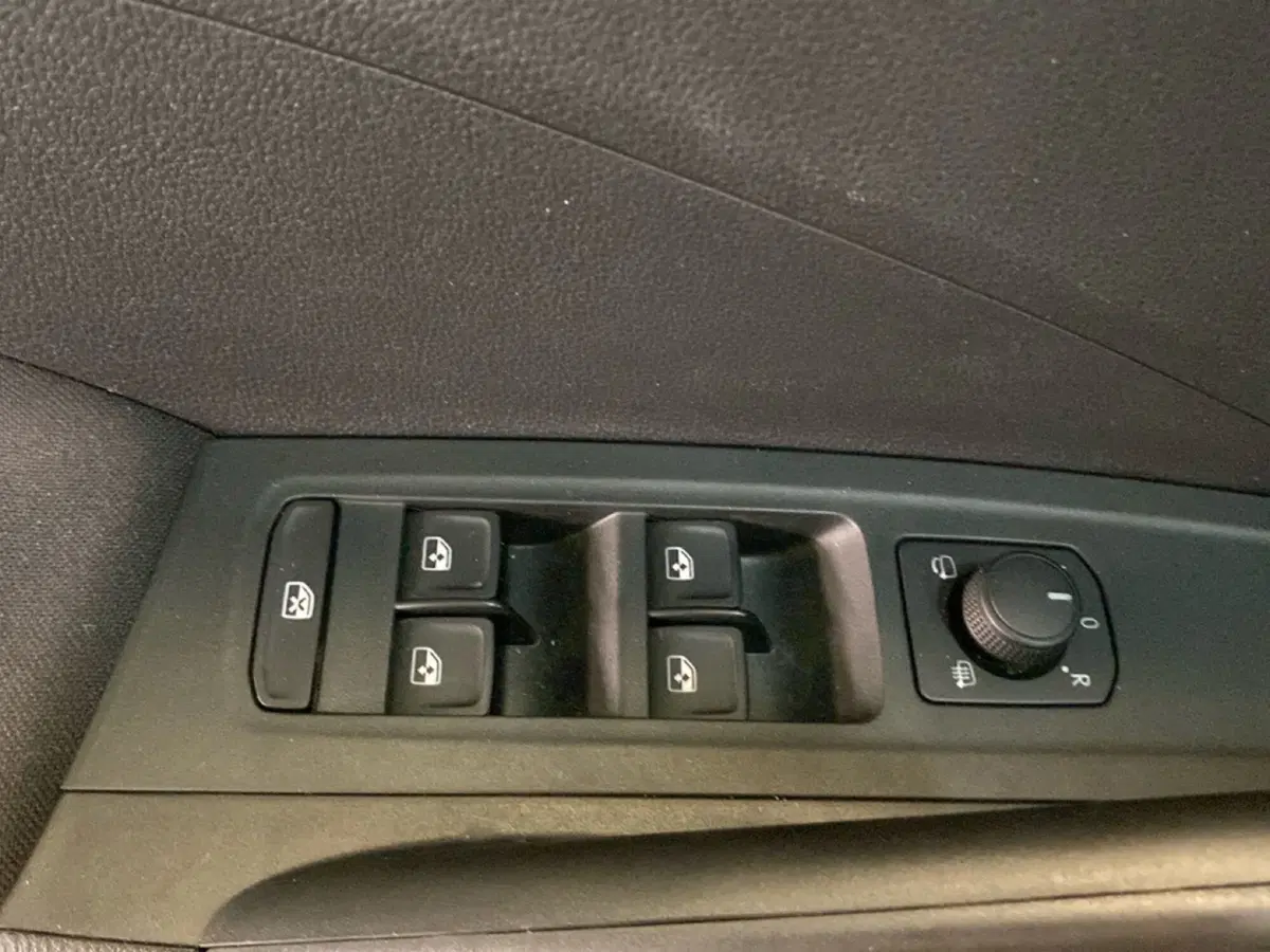 Skoda Fabia usata a Reggio Calabria (19)