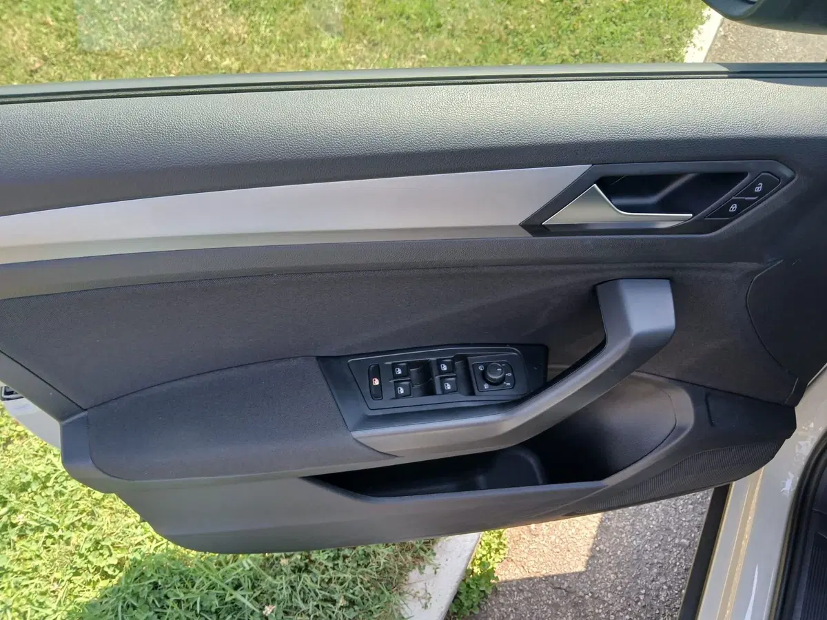 Volkswagen T-Roc usata a Reggio Calabria (16)