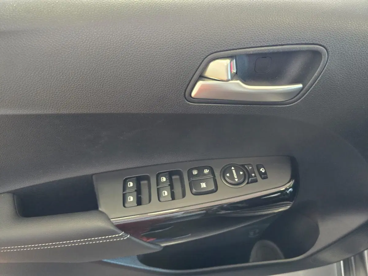 Kia Picanto usata a Rimini (20)