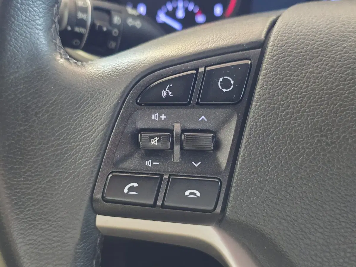 Hyundai Tucson usata a Rimini (18)