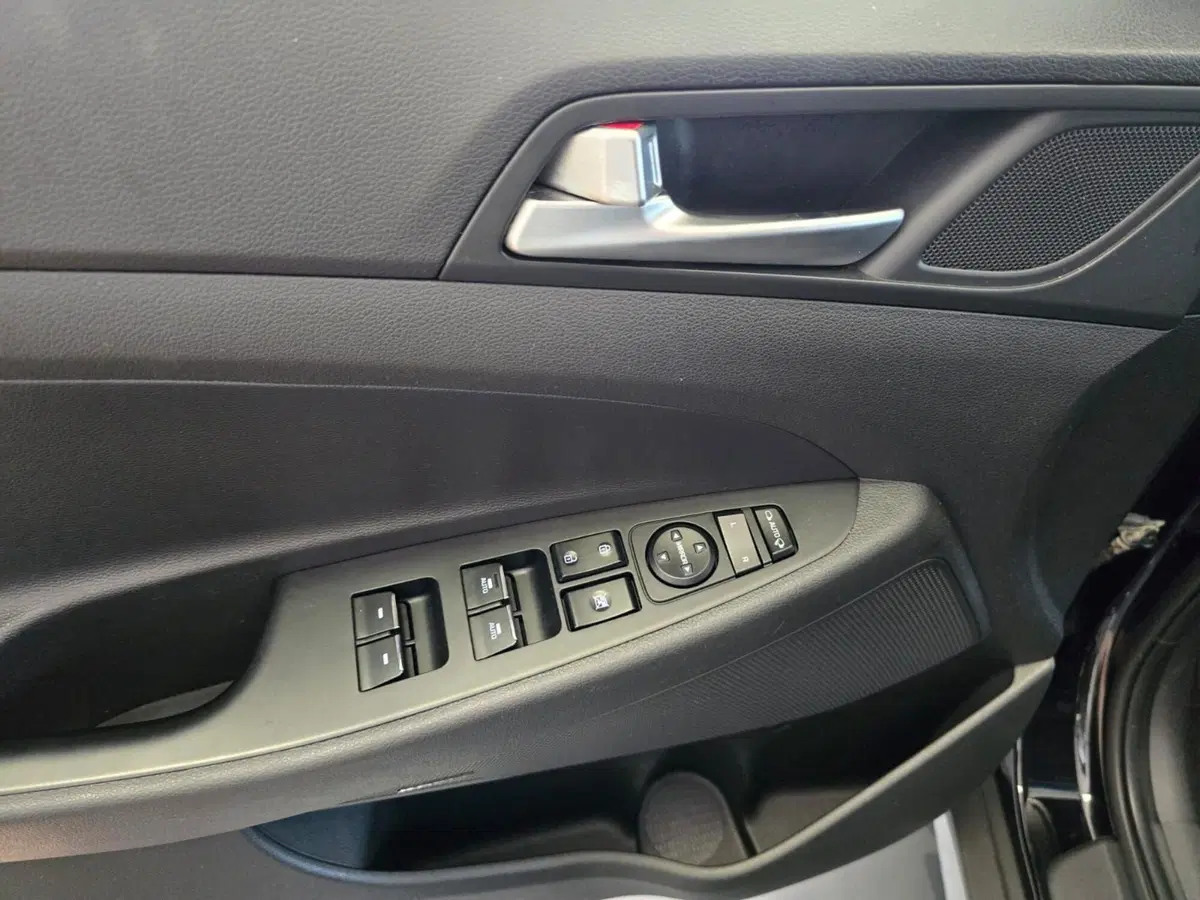 Hyundai Tucson usata a Rimini (20)