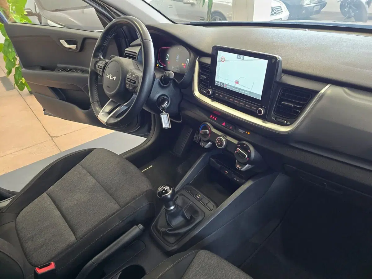 Kia Stonic usata a Rimini (10)