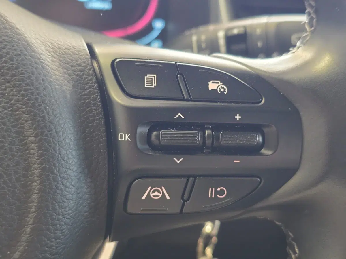 Kia Stonic usata a Rimini (17)