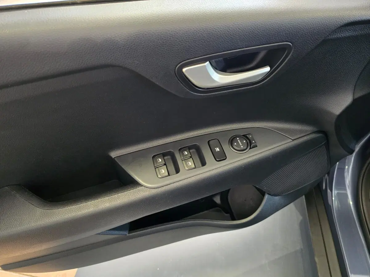Kia Stonic usata a Rimini (20)
