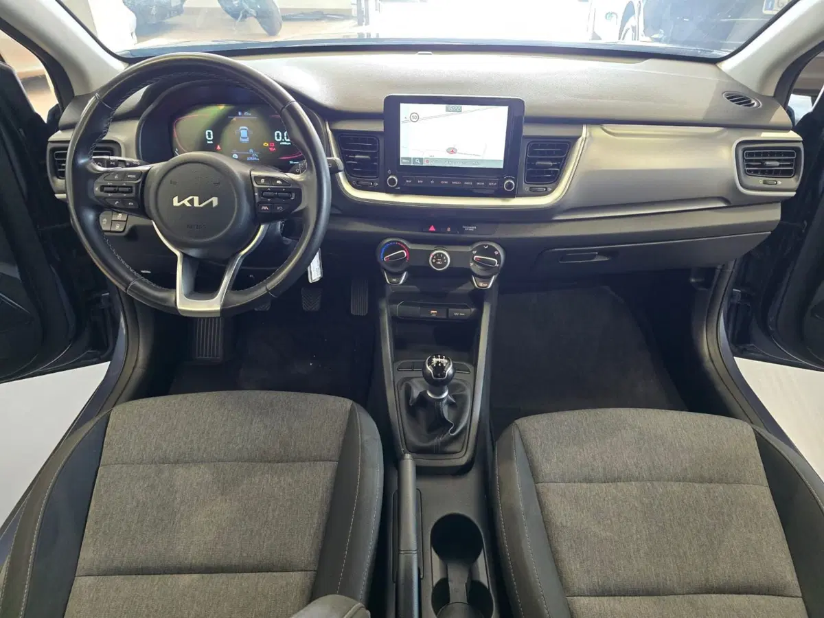 Kia Stonic usata a Rimini (8)