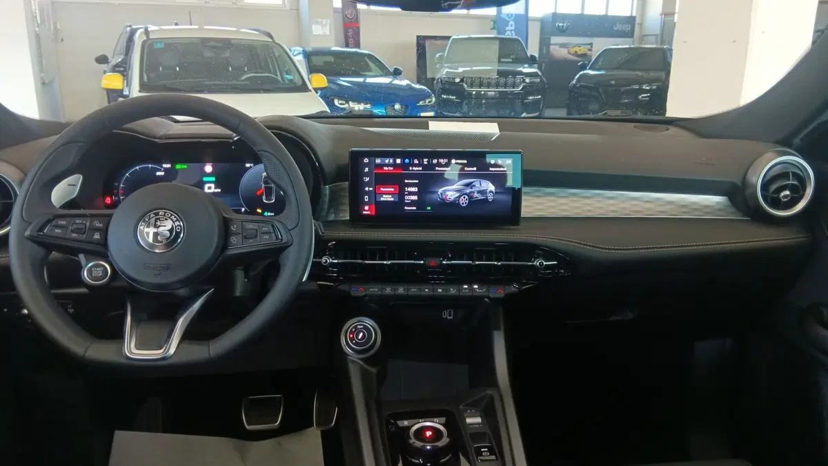 Alfa Romeo Tonale nuova a Terni (12)
