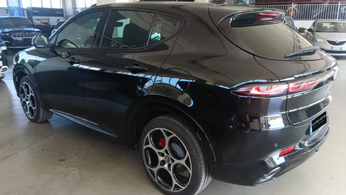 Alfa Romeo Tonale nuova a Terni (5)