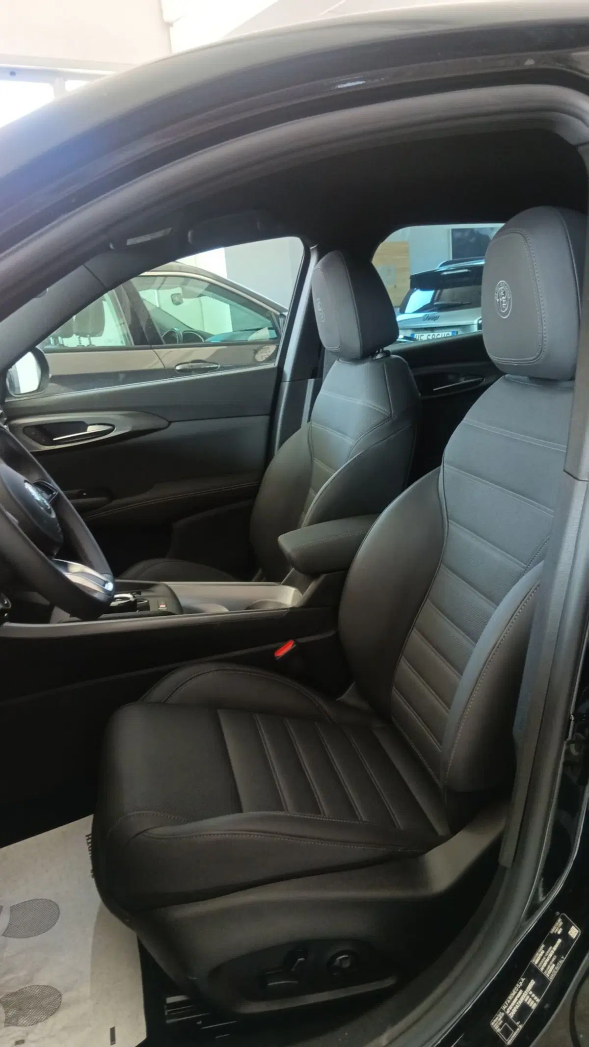 Alfa Romeo Tonale nuova a Terni (9)