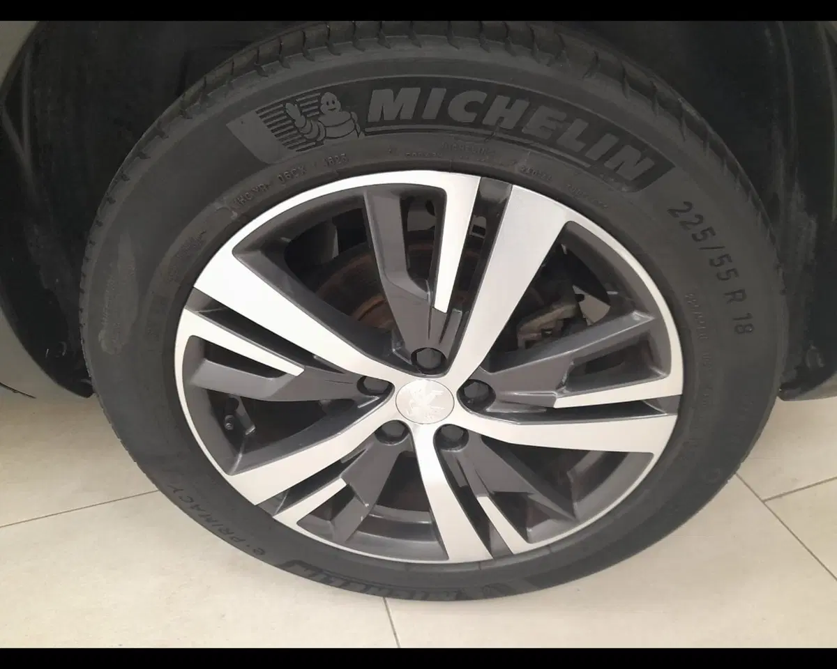 Peugeot 5008 usata a Alessandria (18)