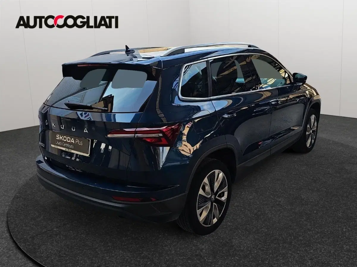 Skoda Karoq usata a Lecco (8)
