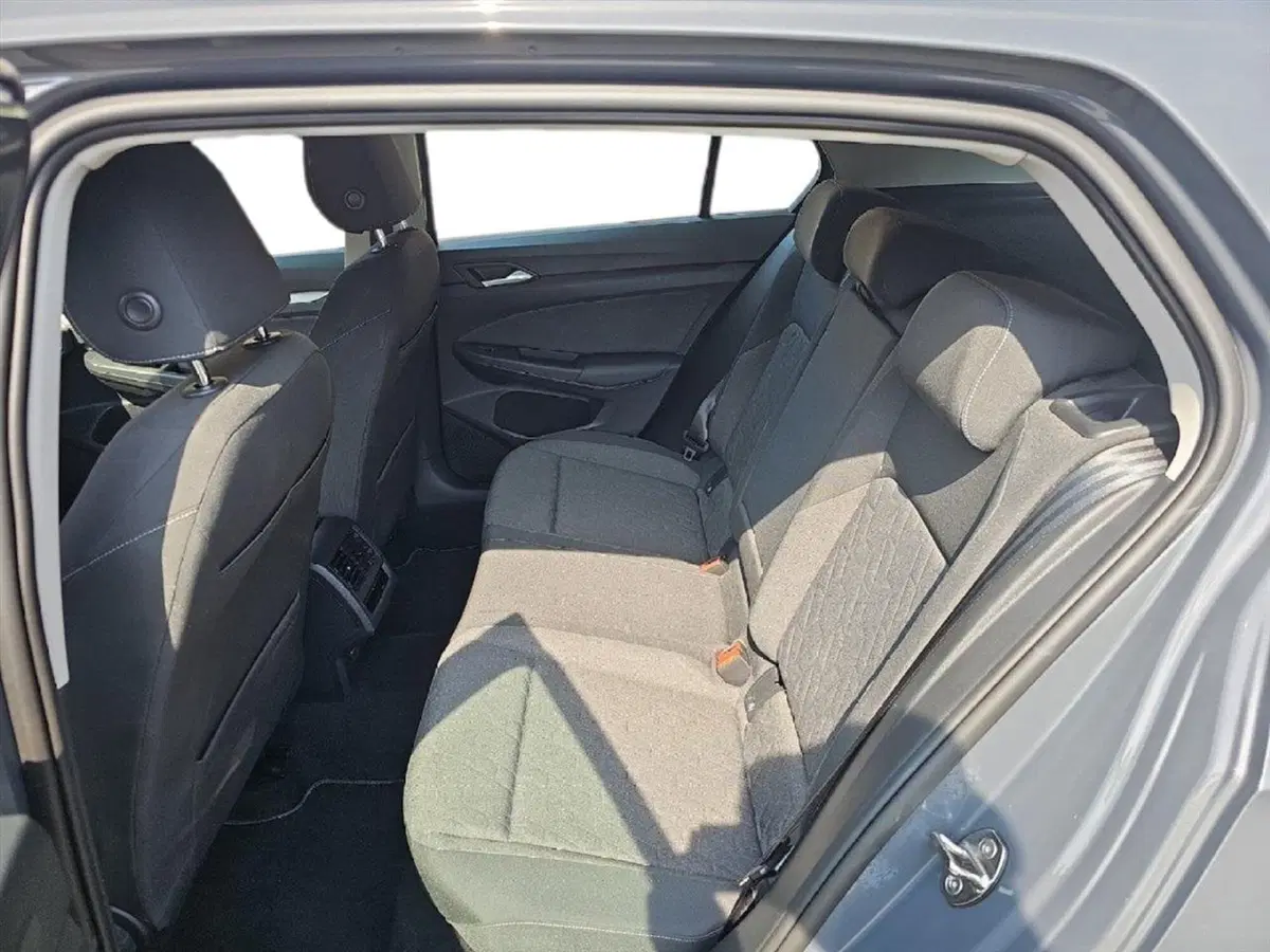 Volkswagen Golf usata a Lecco (10)