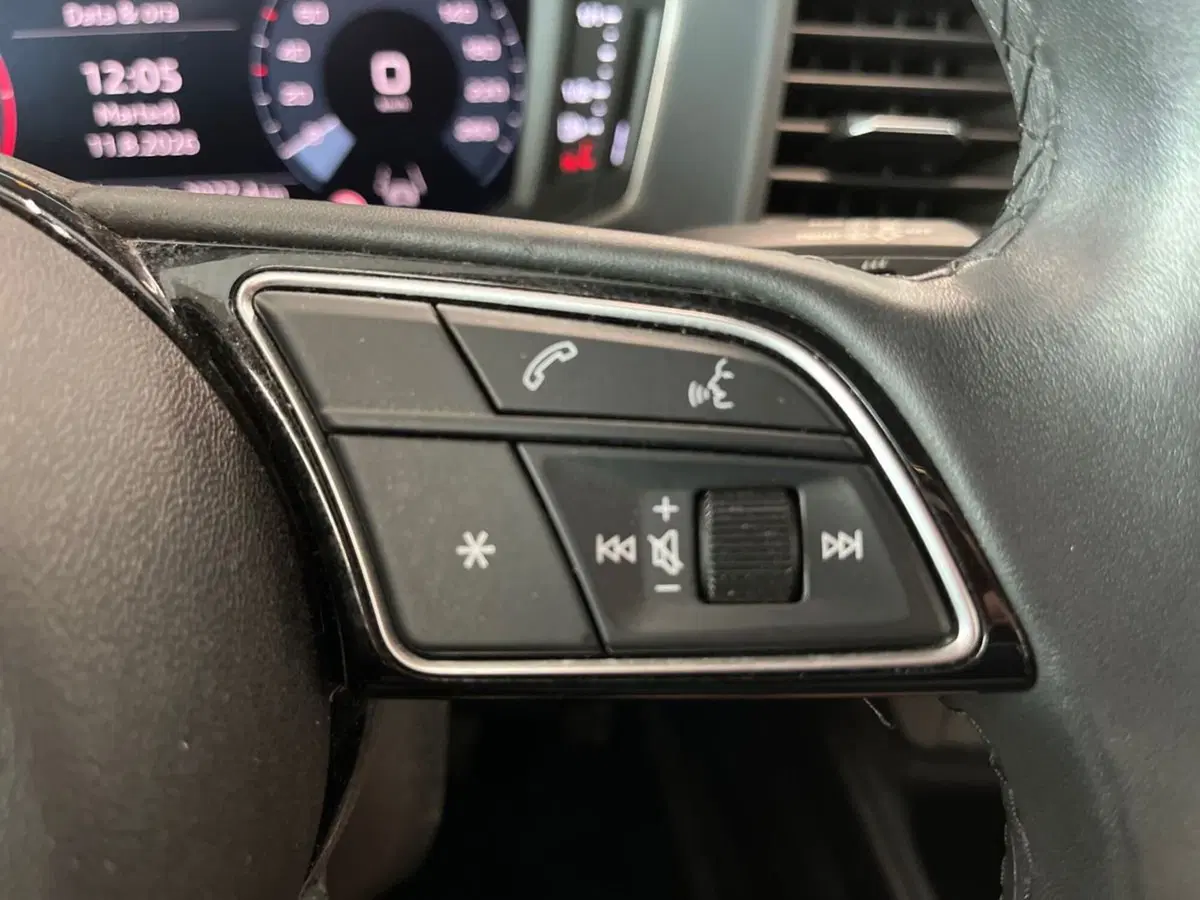 Audi A1 allstreet usata a Rovigo (16)