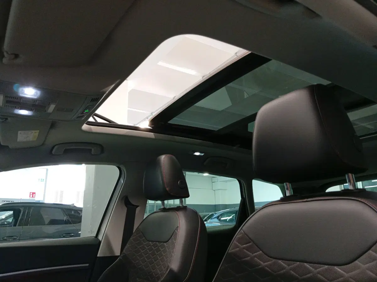 SEAT Ateca usata a Varese (18)