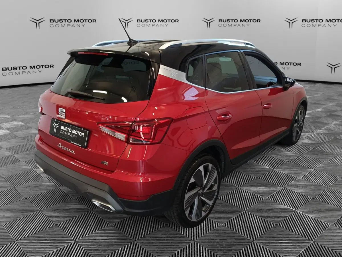 SEAT Arona usata a Varese (4)