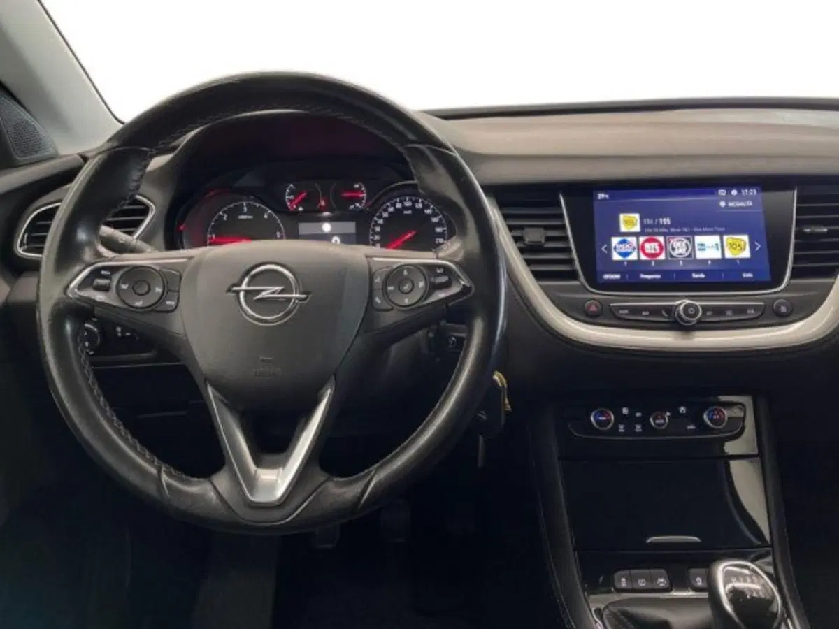 Opel Grandland X usata a Ancona (10)