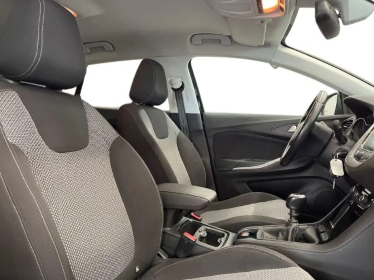 Opel Grandland X usata a Ancona (16)