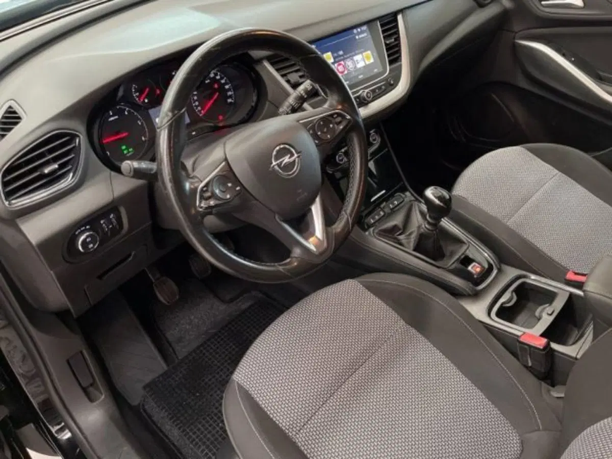 Opel Grandland X usata a Ancona (9)